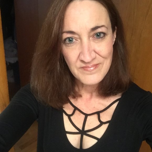 Meet your Posher, Tina - Picture 7 of 8